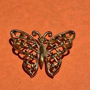 VINTAGE TRIFARI CROWN BRUSHED GOLDTONE BUTTERFLY PIN, stamped